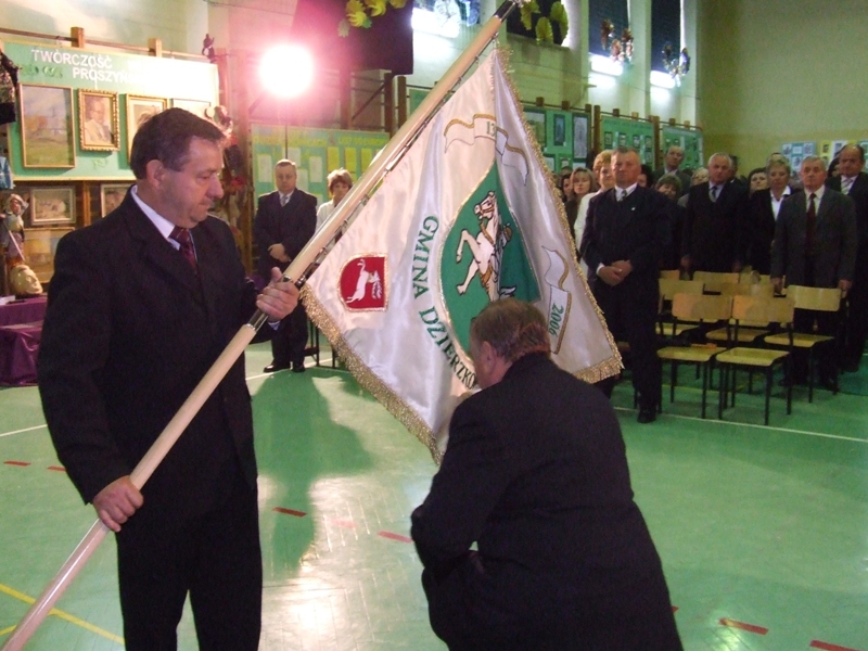 680 - LAT DZIERZKOWIC